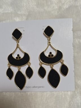 Elegant Black and Gold Chandelier Drop Earrings - Hypoallergenic
